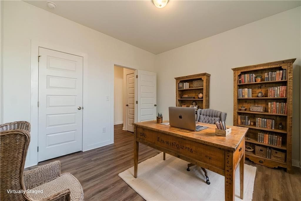 4 bedroom, 3 bathroom, 2,491 sq ft single family residence for sale at 1548 Ridgewood Court, Monroe, GA 30656 — photo 6