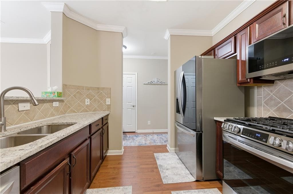 2 bedroom, 2 bathroom, 1,175 sq ft condominium for rent at 4805 W Village Way 2204, Smyrna, GA 30080 for $2,000 a month — photo 10