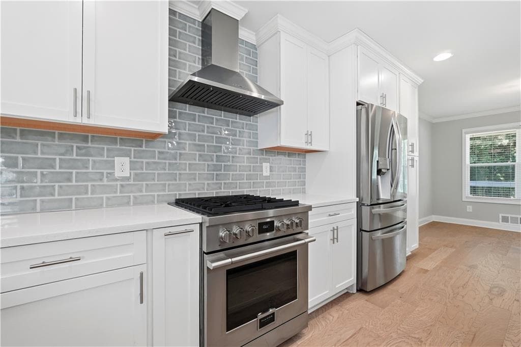 3 bedroom, 3 bathroom, 1,832 sq ft single family residence for sale at 880 The Circle, Lawrenceville, GA 30043 — photo 9