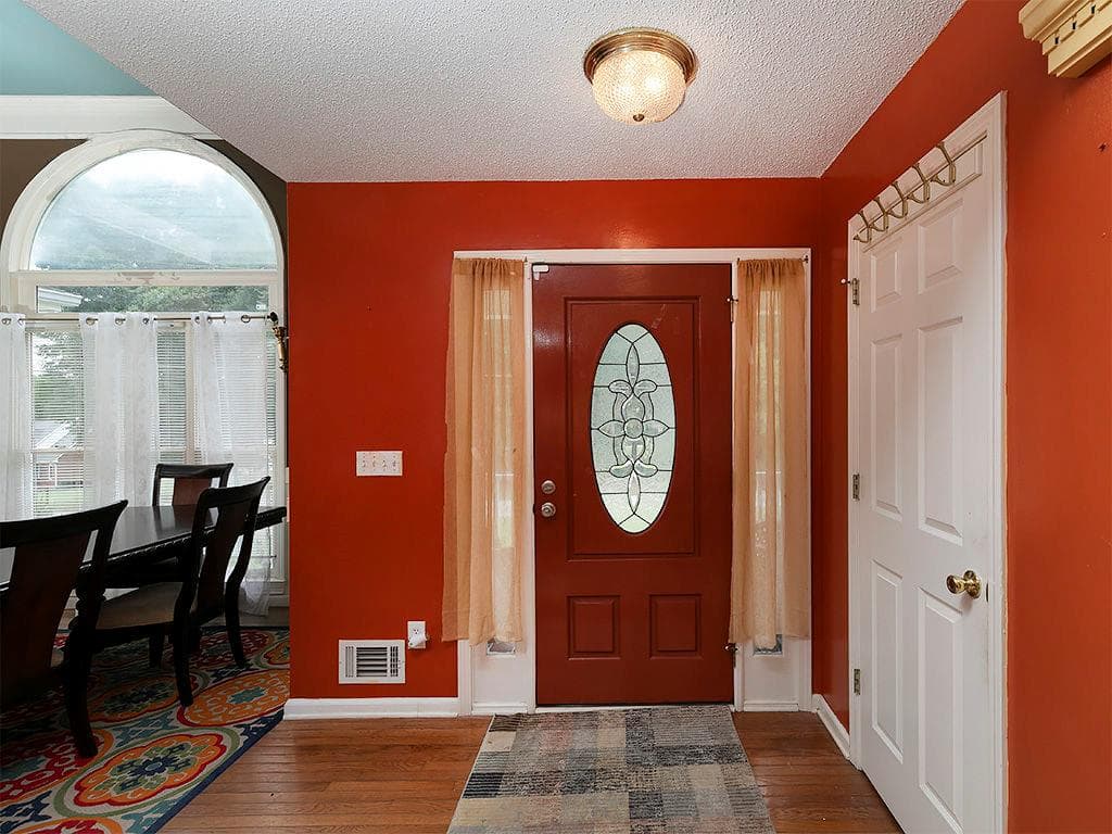 3 bedroom, 2 bathroom, 3,612 sq ft single family residence for sale at 726 Morningside Drive, Hiram, GA 30141 — photo 4