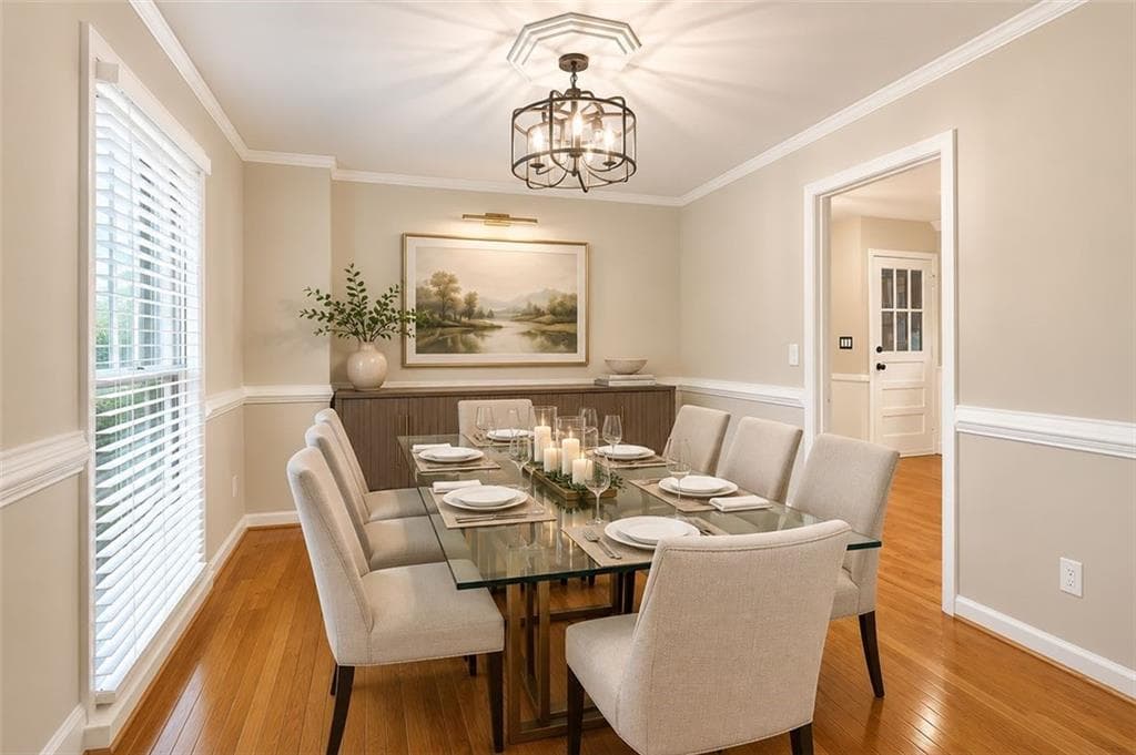 4 bedroom, 3 bathroom, 2,145 sq ft single family residence for rent at 435 Stonebridge Drive, Roswell, GA 30075 for $3,000 a month — photo 2