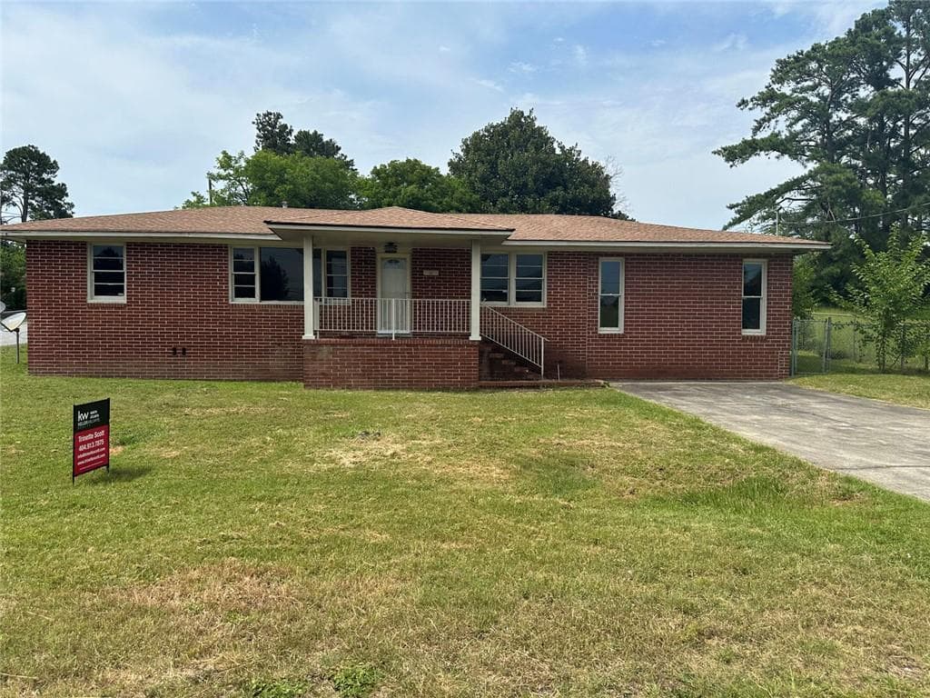 3 bedroom, 3 bathroom, 2,694 sq ft single family residence under contract at 1757 Anthony Road, Macon, GA 31204 — photo 2