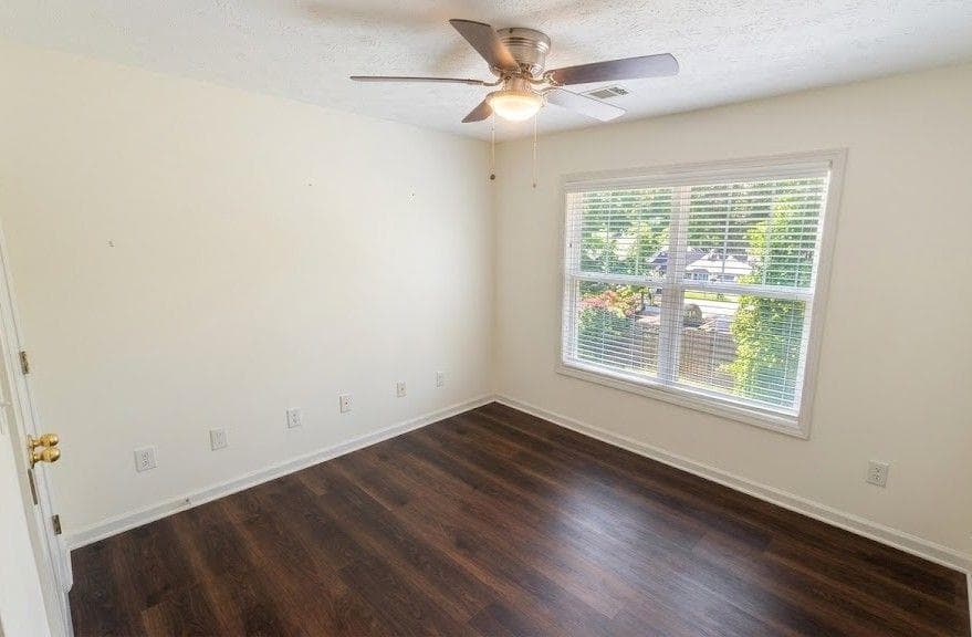 3 bedroom, 3 bathroom, 1,544 sq ft townhouse for rent at 801 Old Peachtree Road, Lawrenceville, GA 30043 for $1,895 a month — photo 6