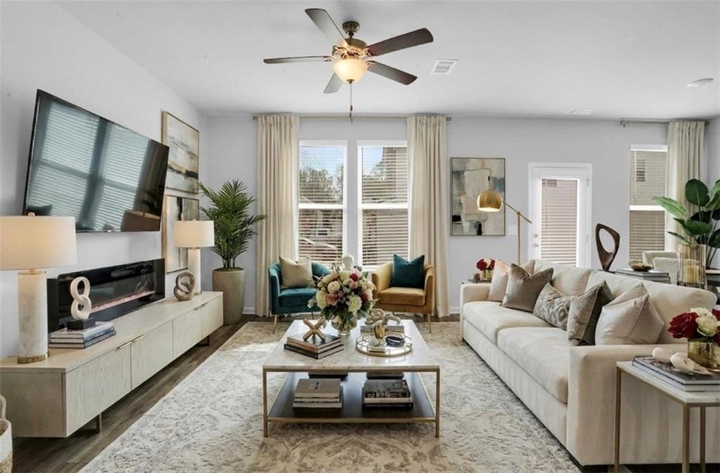 4 bedroom, 3 bathroom, 1,770 sq ft single family residence for sale at 4730 Kyle Terrace, Atlanta, GA 30349 — photo 2