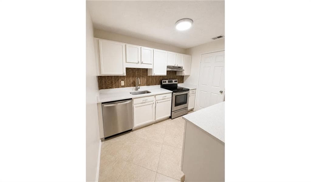 2 bedroom, 2 bathroom, 1,170 sq ft condominium for sale at 1388 Branch Drive, Tucker, GA 30084 — photo 4