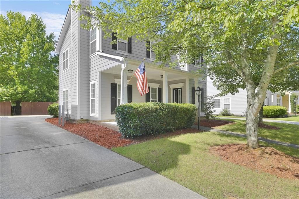 3 bedroom, 3 bathroom, 1,888 sq ft single family residence for sale at 4100 Lake Pass Lane, Suwanee, GA 30024 — photo 2