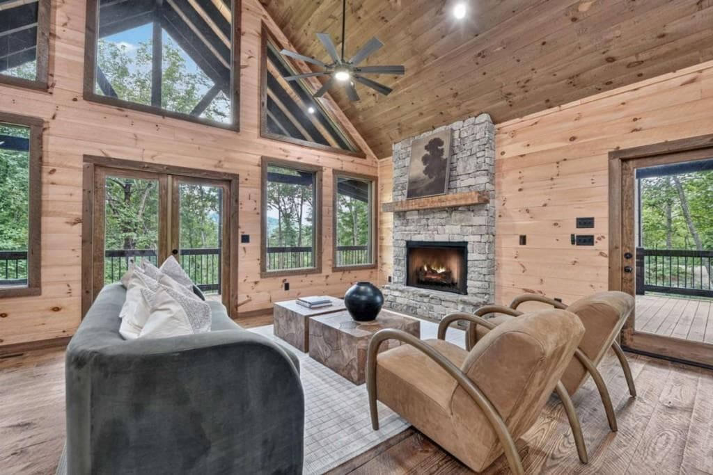 3 bedroom, 3 bathroom, 2,240 sq ft single family residence for sale at 120 Green Ridge Road, Blue Ridge, GA 30513 — photo 5