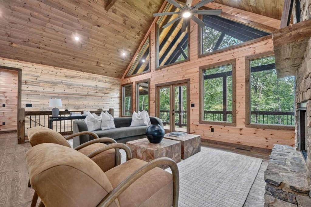 3 bedroom, 3 bathroom, 2,240 sq ft single family residence for sale at 120 Green Ridge Road, Blue Ridge, GA 30513 — photo 6