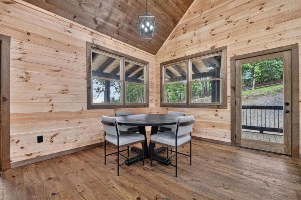 3 bedroom, 3 bathroom, 2,240 sq ft single family residence for sale at 120 Green Ridge Road, Blue Ridge, GA 30513 — photo 10