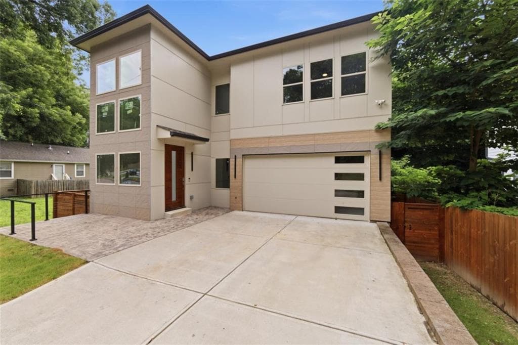 4 bedroom, 4 bathroom, 2,400 sq ft single family residence for sale at 1084 Hubbard Street, Atlanta, GA 30310 — photo 2