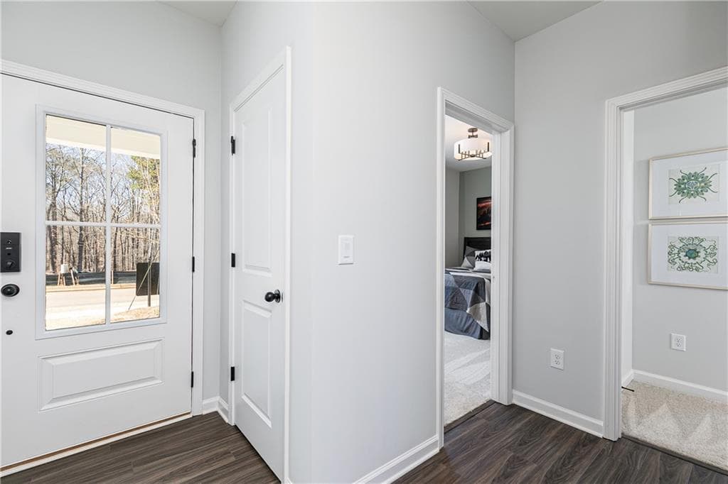 4 bedroom, 3 bathroom, 2,690 sq ft single family residence for sale at 736 Coventry Cove Way, Acworth, GA 30102 — photo 3