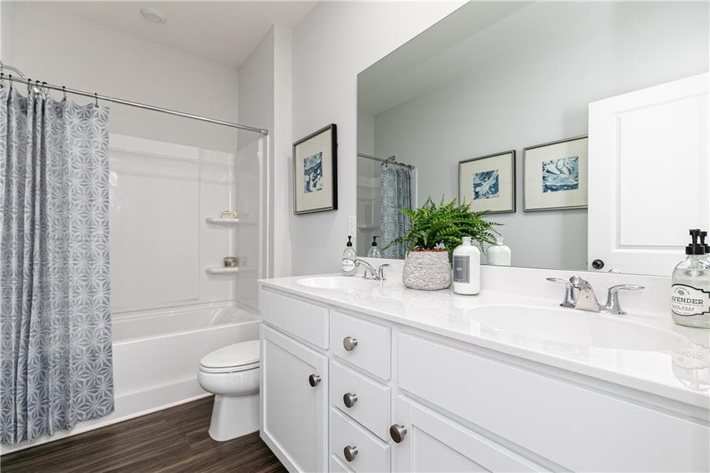 4 bedroom, 3 bathroom, 2,690 sq ft single family residence for sale at 736 Coventry Cove Way, Acworth, GA 30102 — photo 8