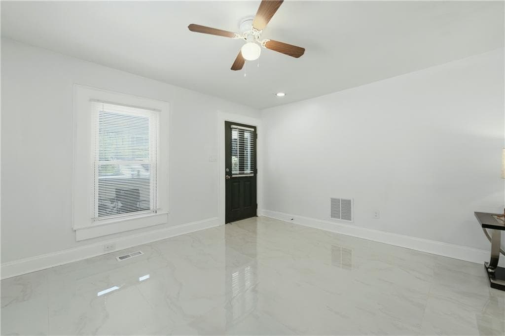 3 bedroom, 3 bathroom, 1,444 sq ft single family residence for sale at 181 Barfield Avenue, Atlanta, GA 30310 — photo 6