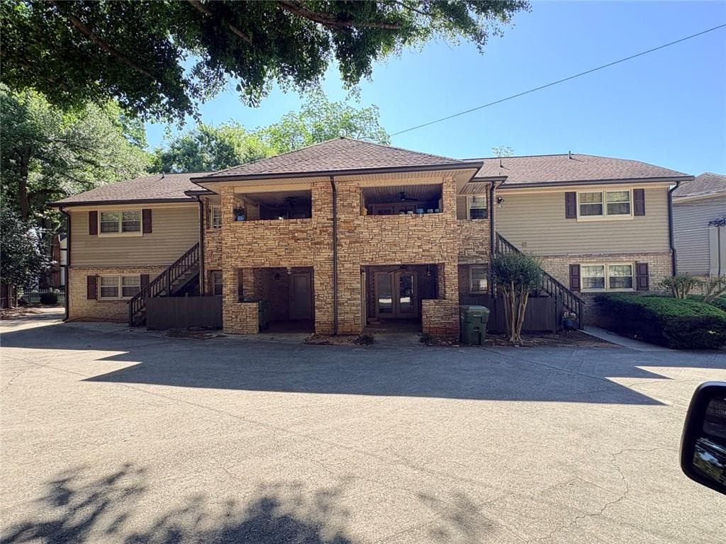 2 bedroom, 2 bathroom, 1,000 sq ft apartment for rent at 212 W Highland Avenue, Monroe, GA 30655 for $1,300 a month — photo 6