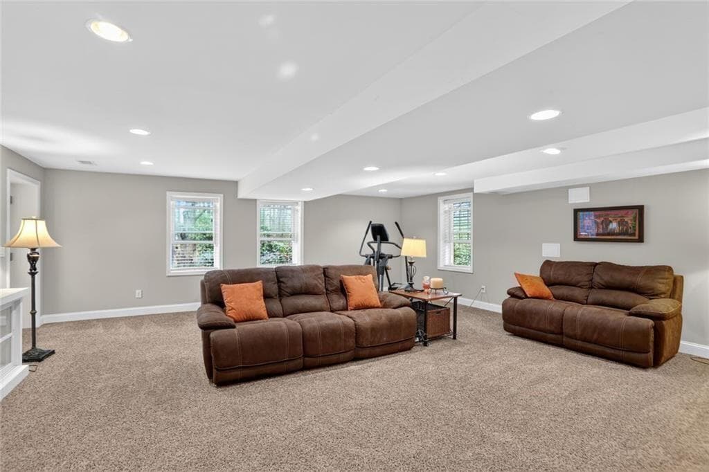 2 bedroom, 2 bathroom, 2,112 sq ft single family residence for rent at 2560 Skyland Trail, Brookhaven, GA 30319 for $3,600 a month — photo 9