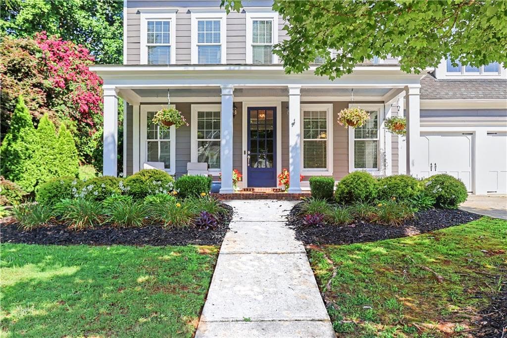 5 bedroom, 3 bathroom, 2,950 sq ft single family residence for sale at 5952 Deer Chase Lane, Hoschton, GA 30548 — photo 3