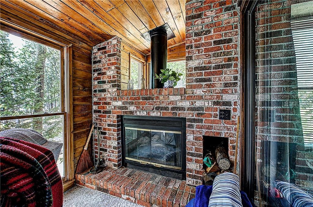 2 bedroom, 1 bathroom, 1,511 sq ft single family residence for sale at 40 Oriole Drive, White, GA 30184 — photo 8