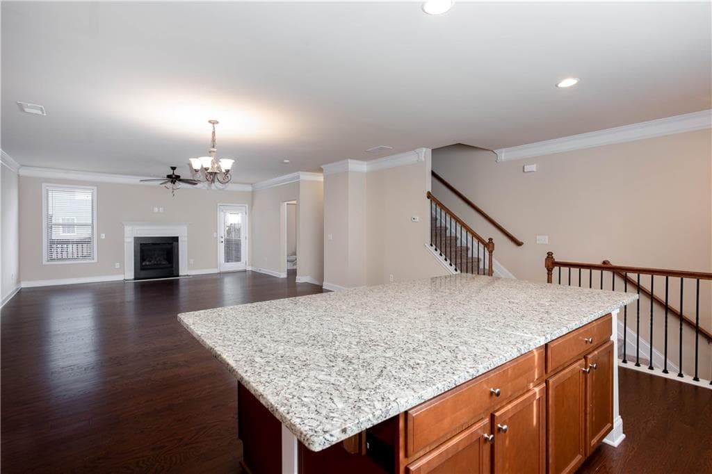 4 bedroom, 4 bathroom, 2,400 sq ft townhouse for sale at 3886 High Dove Way, Smyrna, GA 30082 — photo 8