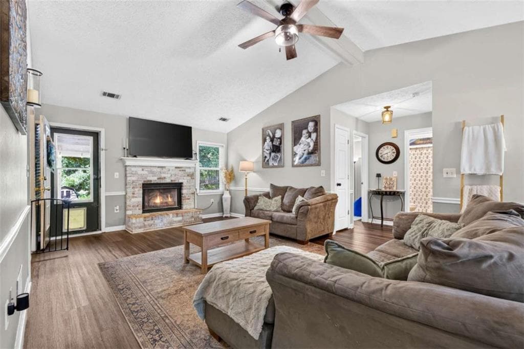 3 bedroom, 2 bathroom, 1,400 sq ft single family residence for sale at 165 Lazy Hollow Lane, Covington, GA 30016 — photo 8