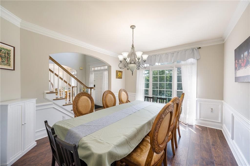 7 bedroom, 4 bathroom, 4,107 sq ft single family residence for sale at 4461 Weston Drive, Lilburn, GA 30047 — photo 6