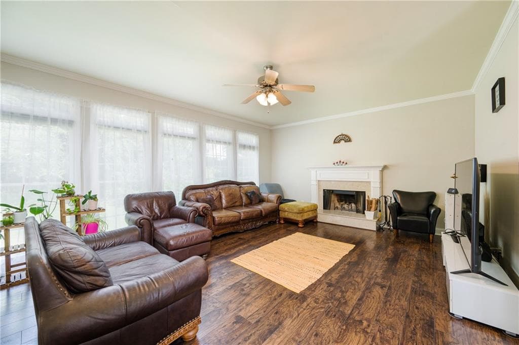 7 bedroom, 4 bathroom, 4,107 sq ft single family residence for sale at 4461 Weston Drive, Lilburn, GA 30047 — photo 8