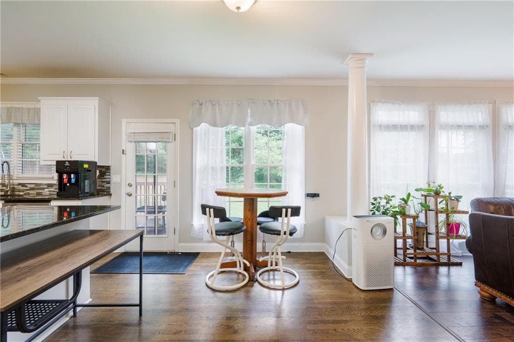 7 bedroom, 4 bathroom, 4,107 sq ft single family residence for sale at 4461 Weston Drive, Lilburn, GA 30047 — photo 9