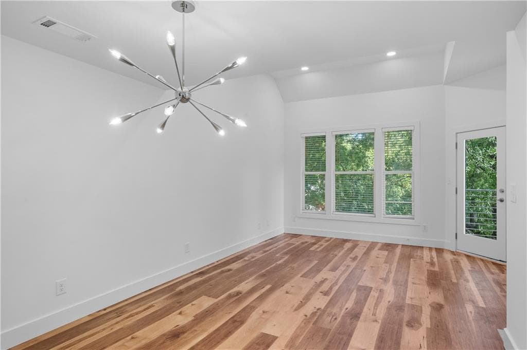2 bedroom, 1 bathroom, 1,000 sq ft apartment for rent at 855 Piedmont Avenue 1G, Atlanta, GA 30308 for $2,300 a month — photo 8