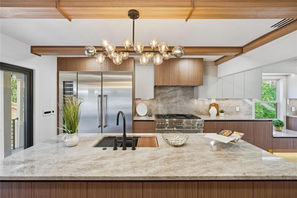 8 bedroom, 7 bathroom, 7,660 sq ft single family residence for sale at 1253 Brooklawn Road, Brookhaven, GA 30319 — photo 7