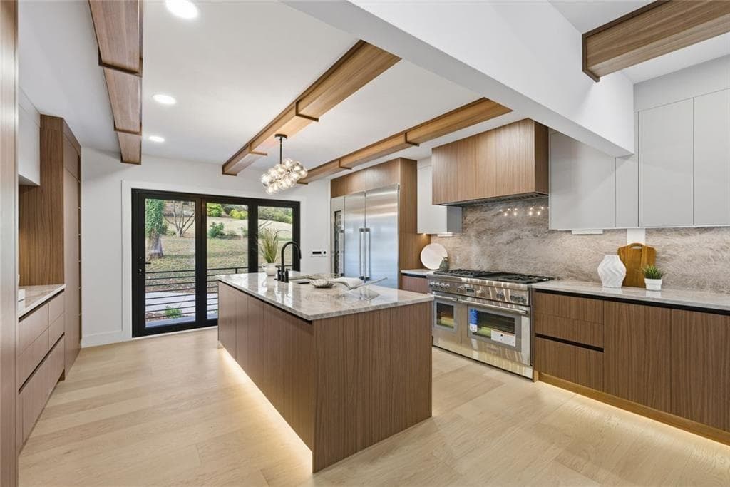 8 bedroom, 7 bathroom, 7,660 sq ft single family residence for sale at 1253 Brooklawn Road, Brookhaven, GA 30319 — photo 8