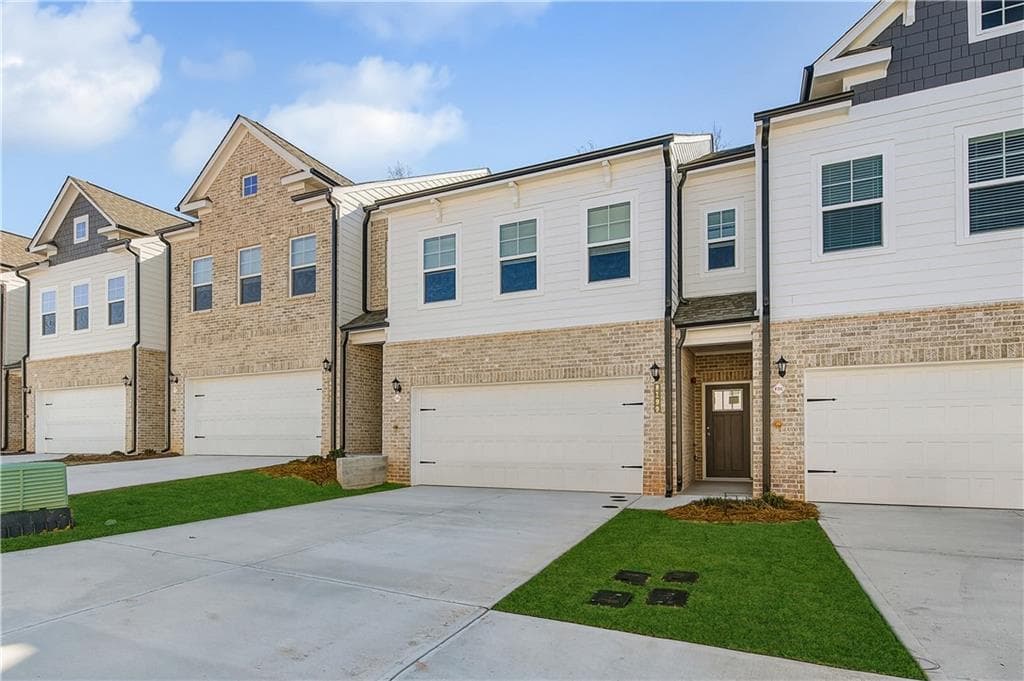 3 bedroom, 3 bathroom, 1,849 sq ft townhouse under contract at 843 Eagle Avenue, Riverdale, GA 30296 — photo 2