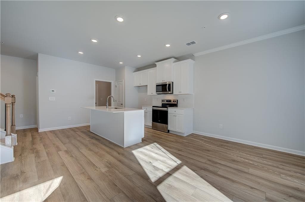 3 bedroom, 3 bathroom, 1,849 sq ft townhouse under contract at 843 Eagle Avenue, Riverdale, GA 30296 — photo 7
