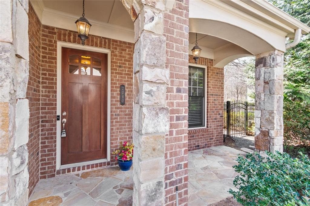 3 bedroom, 4 bathroom, 3,189 sq ft single family residence under contract at 2080 Village Station Crossing, Smyrna, GA 30080 — photo 3