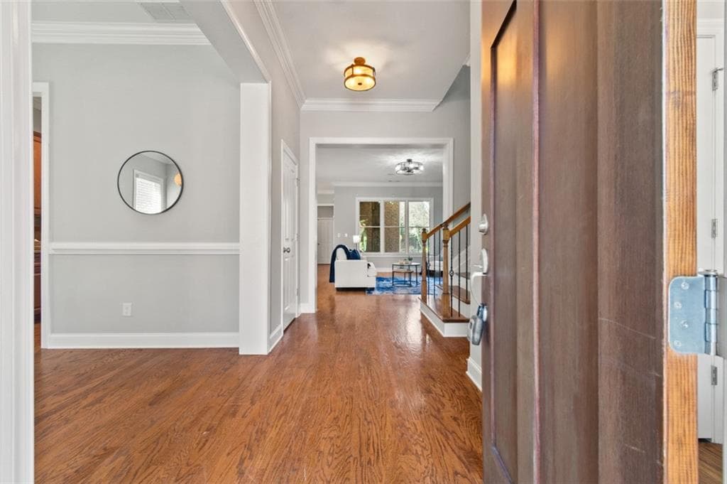 3 bedroom, 4 bathroom, 3,189 sq ft single family residence under contract at 2080 Village Station Crossing, Smyrna, GA 30080 — photo 4