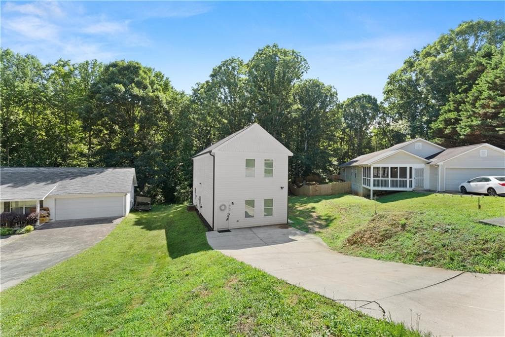 3 bedroom, 3 bathroom, 1,680 sq ft single family residence for sale at 6503 Narramore Way, Lula, GA 30554 — photo 6