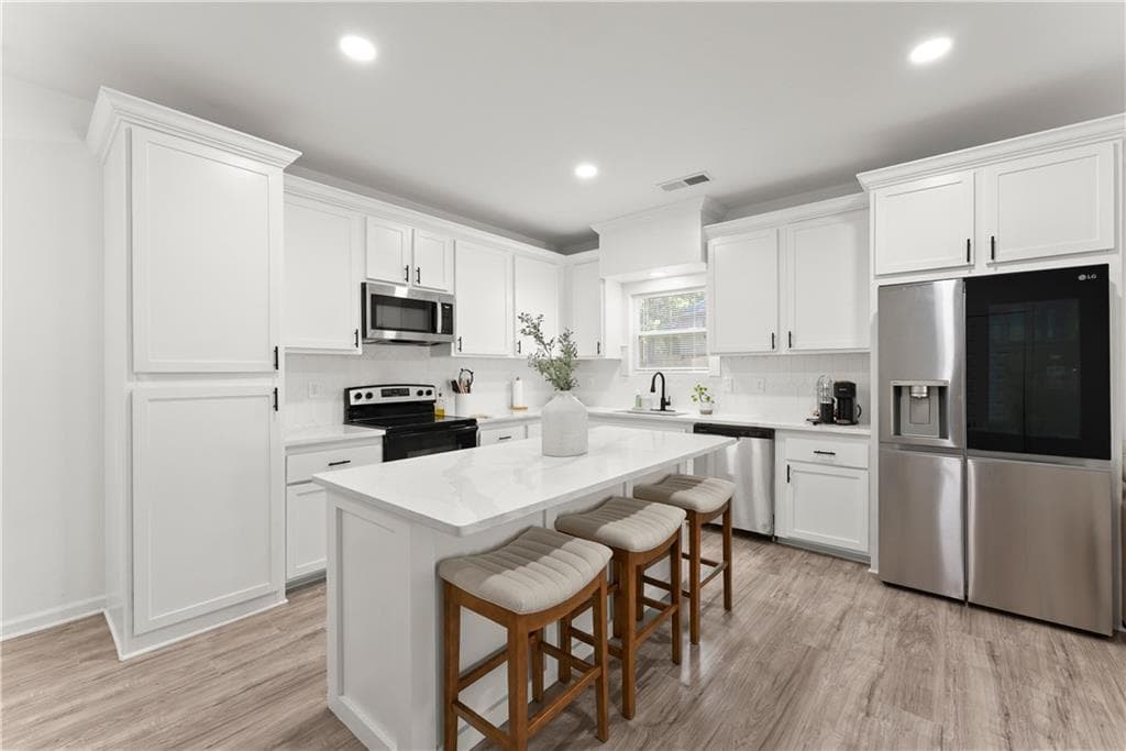 3 bedroom, 3 bathroom, 1,680 sq ft single family residence for sale at 6503 Narramore Way, Lula, GA 30554 — photo 9