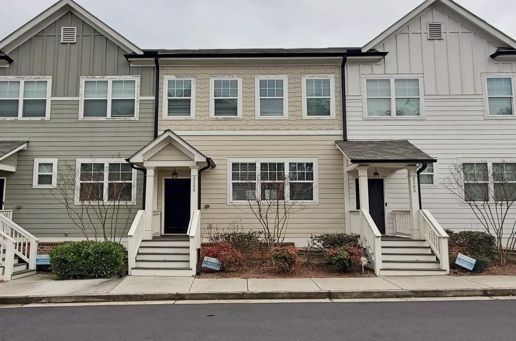 3 bedroom, 4 bathroom, 1,996 sq ft townhouse sold at 2163 Wiggins Walk, Atlanta, GA 30316