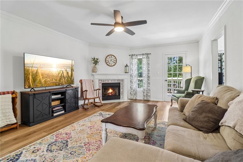 3 bedroom, 3 bathroom, 2,468 sq ft townhouse sold at 3713 Orchard Street, Peachtree Corners, GA 30092