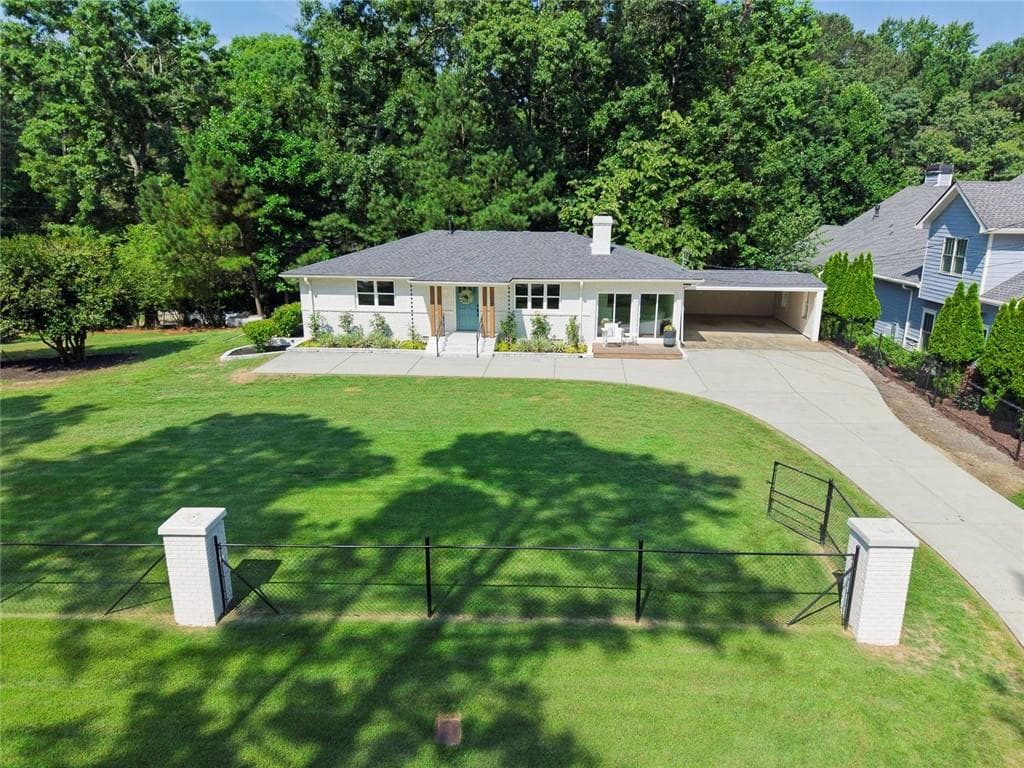 3 bedroom, 2 bathroom, 1,588 sq ft single family residence under contract at 401 Cottonwood Drive, Woodstock, GA 30189 — photo 2