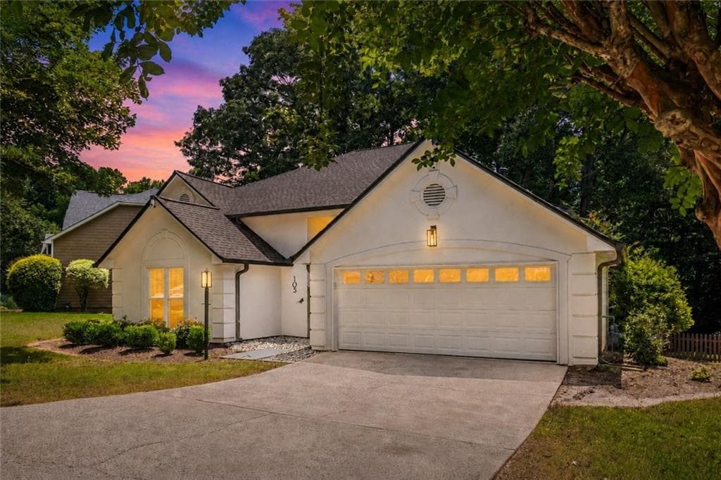 4 bedroom, 3 bathroom, 2,660 sq ft single family residence for sale at 105 River Terrace Point, Roswell, GA 30076 — photo 5
