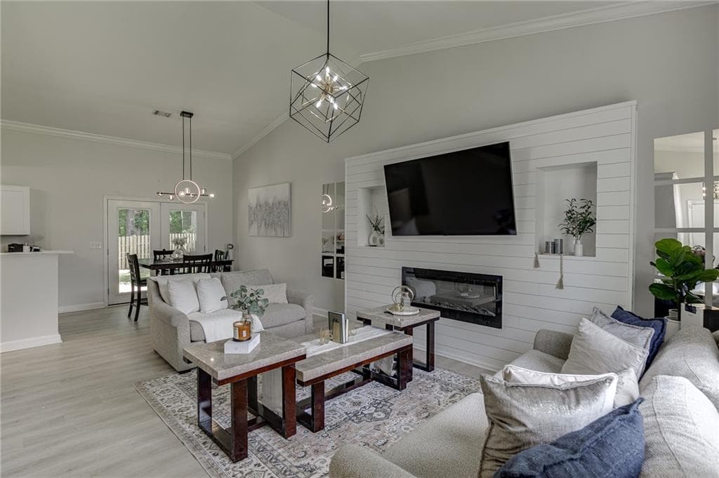 3 bedroom, 3 bathroom, 1,640 sq ft single family residence for sale at 5100 Park Circle, Austell, GA 30106 — photo 2