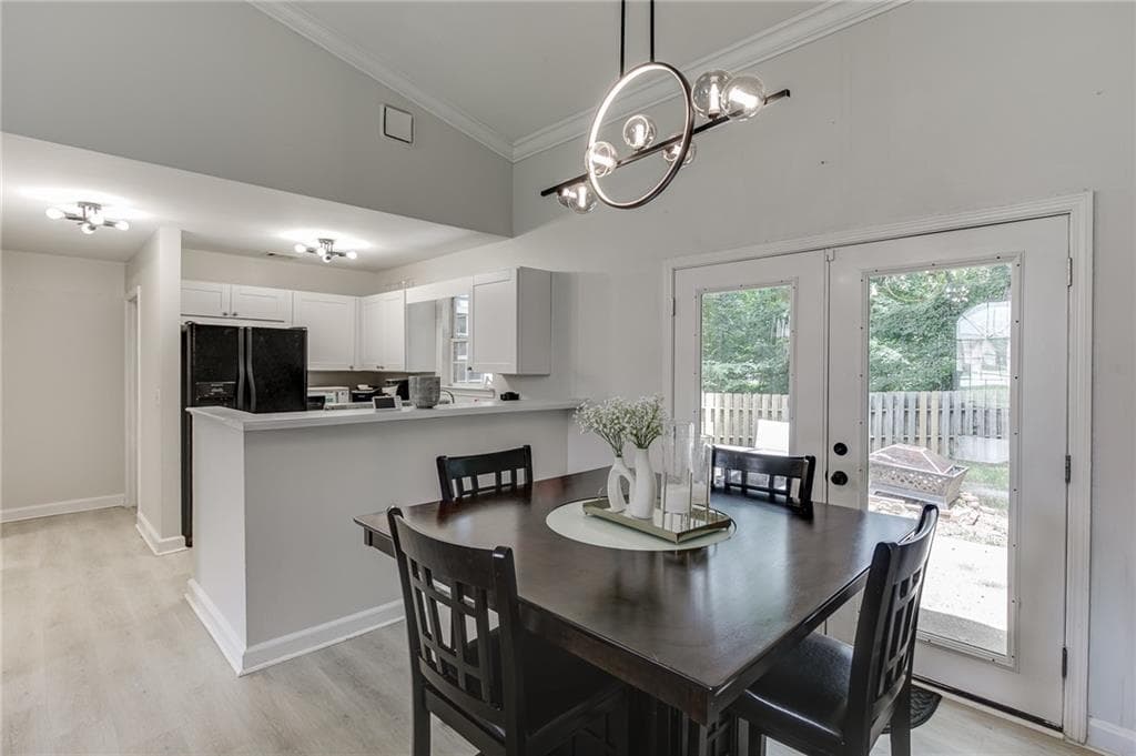 3 bedroom, 3 bathroom, 1,640 sq ft single family residence for sale at 5100 Park Circle, Austell, GA 30106 — photo 5