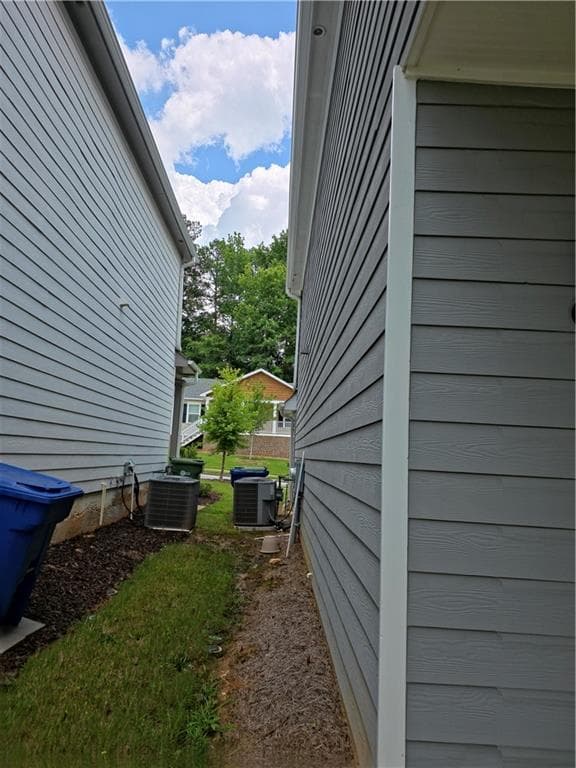 3 bedroom, 3 bathroom townhouse for rent at 430 Village Creek Drive B, Atlanta, GA 30354 for $2,500 a month — photo 3
