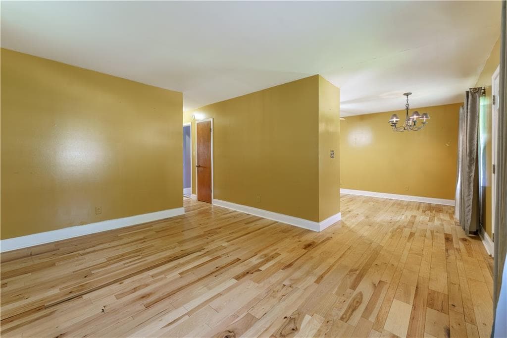 4 bedroom, 2 bathroom, 2,000 sq ft single family residence for sale at 1979 Thomasville Drive, Atlanta, GA 30315 — photo 6