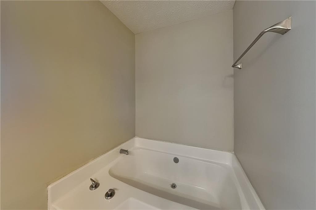 3 bedroom, 2 bathroom, 1,595 sq ft single family residence for rent at 1395 Chalet Circle, Lawrenceville, GA 30043 for $2,195 a month — photo 7