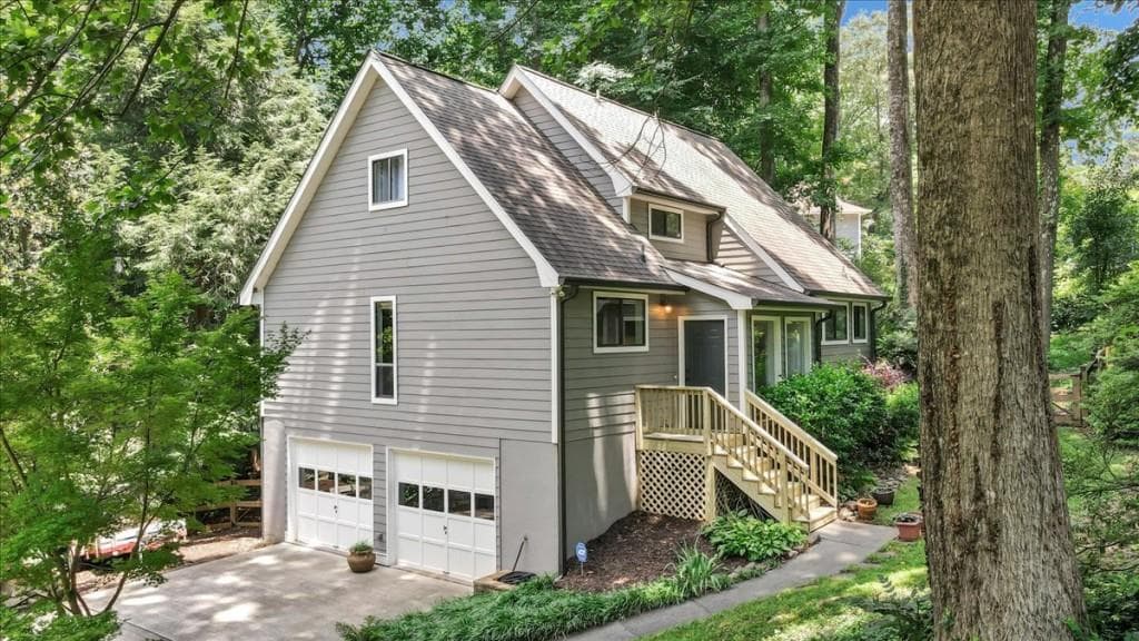 3 bedroom, 2 bathroom, 2,258 sq ft single family residence sold at 2970 Forest Chase Terrace, Marietta, GA 30066