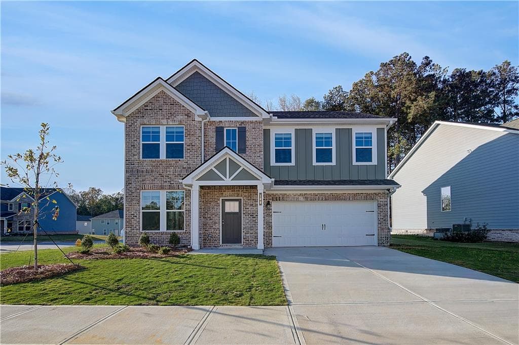 4 bedroom, 3 bathroom, 2,662 sq ft single family residence under contract at 207 St Annes Place, Covington, GA 30016 — photo 2
