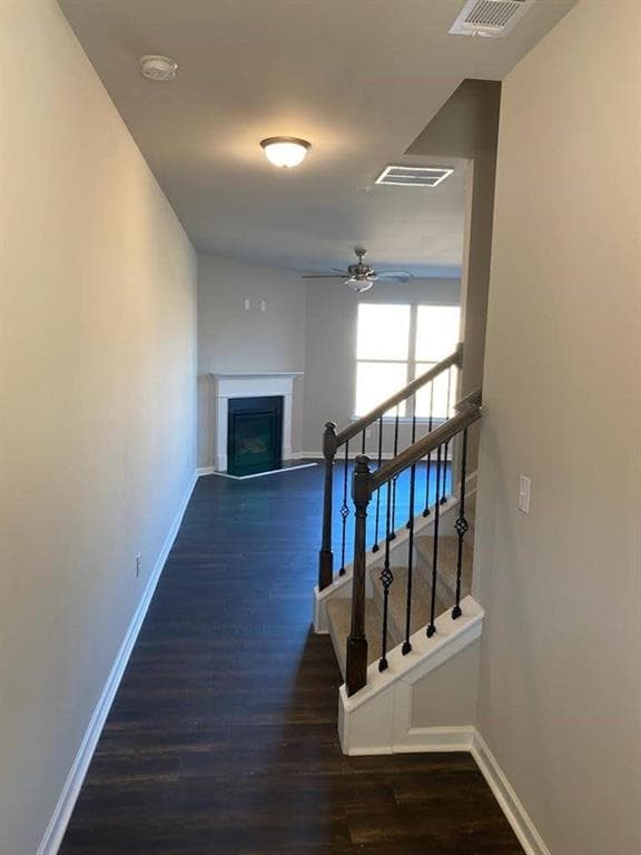 3 bedroom, 3 bathroom, 1,949 sq ft townhouse for rent at 200 Broadleaf Walk 10, Woodstock, GA 30188 for $2,095 a month — photo 3