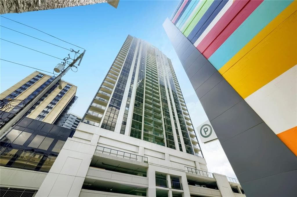 1 bedroom, 1 bathroom, 457 sq ft condominium for sale at 1280 W Peachtree Street 3414, Atlanta, GA 30309 — photo 2