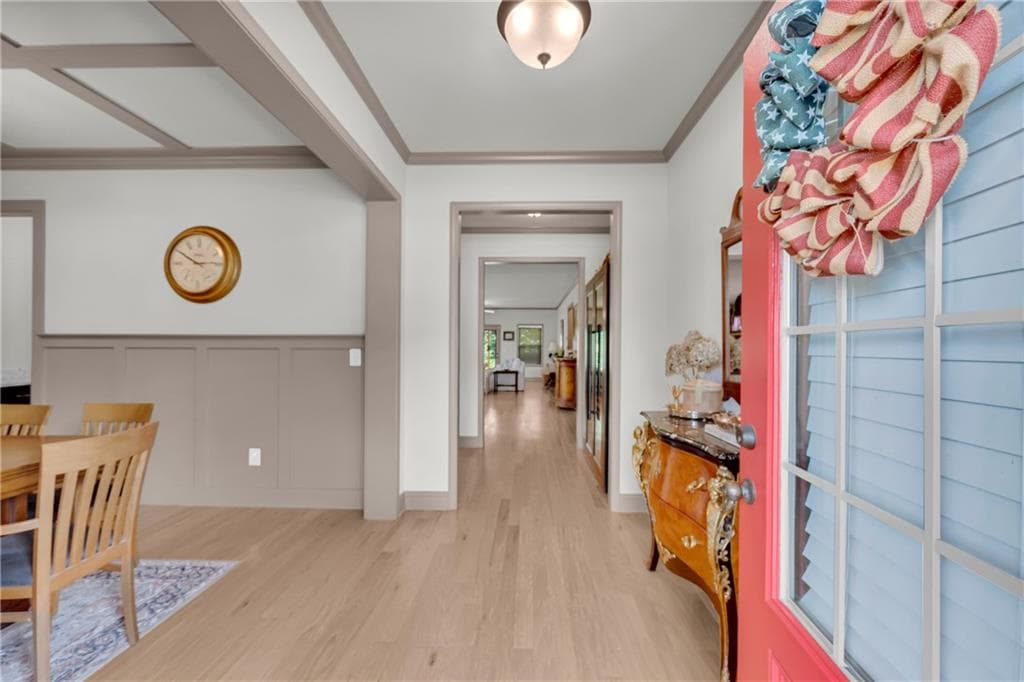 5 bedroom, 4 bathroom, 3,164 sq ft single family residence for sale at 6490 Providence Lake Drive, Gainesville, GA 30506 — photo 7