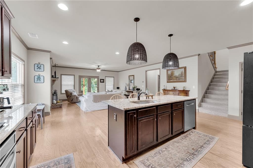 5 bedroom, 4 bathroom, 3,164 sq ft single family residence for sale at 6490 Providence Lake Drive, Gainesville, GA 30506 — photo 10